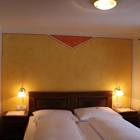 Waldgasthof Passegger Inn